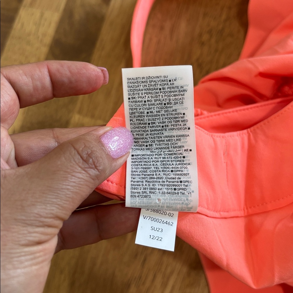 Athleta Women's Bright Coral Tank Top size M NWT - Picture 8 of 8
